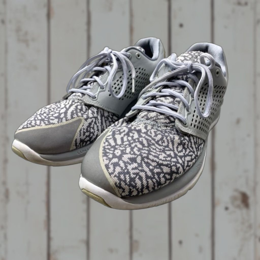 Nike Air Jordan Trainer ST Wolf Grey Platinum Cement 820253-003 Size 10 Nike Jordan Trainer ST Wolf Grey 10 Mens Gray 2000s 2010s Sneakers