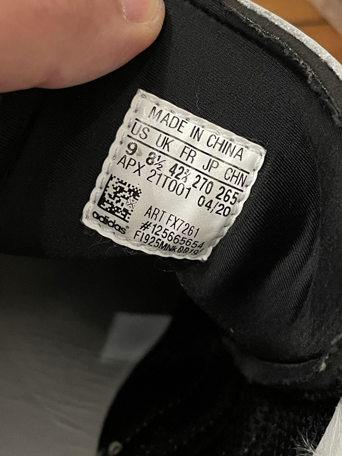 Y-3 Rhisu Run sneakers