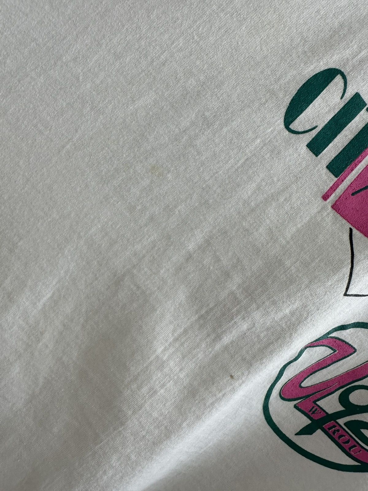 Band Tees × Rap Tees × Vintage Vintage 90s WROU 92.1 Radio Tee Crazy Line up on the back Size US XL / EU 56 / 4 - 6 Thumbnail