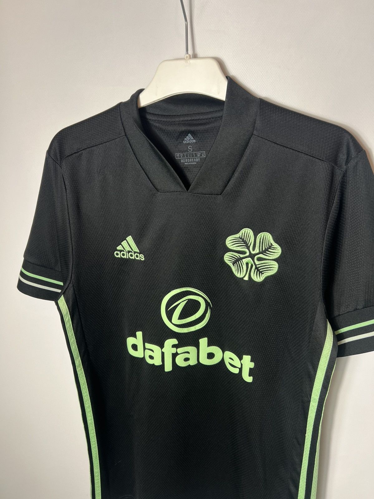 Adidas CELTIC SCOTLAND 2020/2021 THIRD FOOTBALL SHIRT ADIDAS SIZE S Size US S / EU 44-46 / 1 - 2 Thumbnail