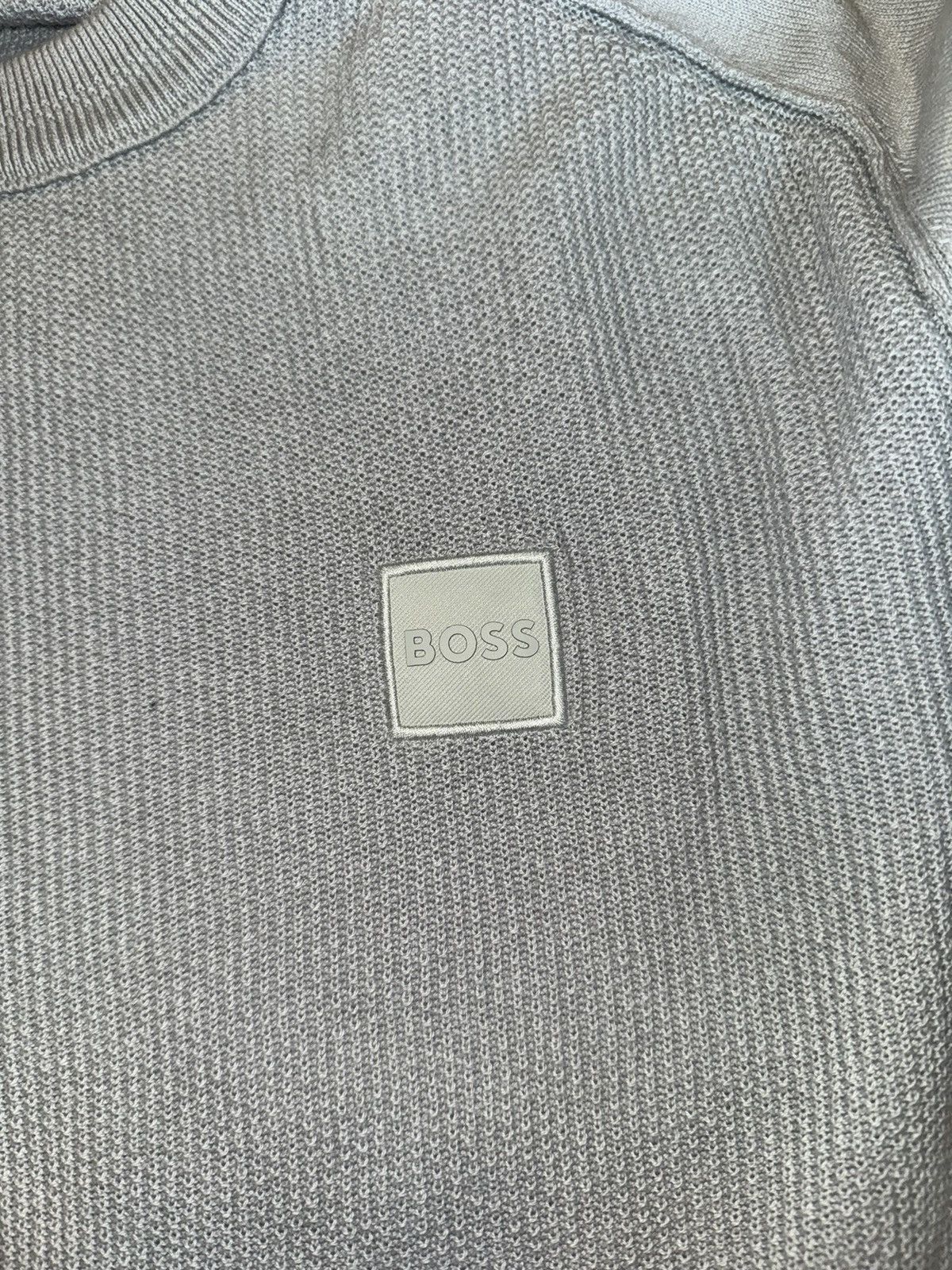 Designer × Hugo Boss Hugo Boss cashmere blend patch logo sweater Size US XXL / EU 58 / 5 - 5 Thumbnail
