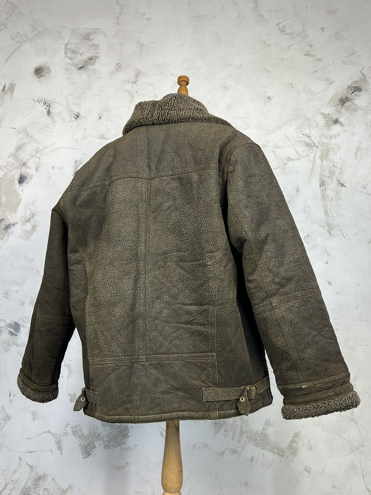Vintage Vintage Shearling Leather Jacket Size XL - XXL Size US XXL / EU 58 / 5 - 5 Thumbnail