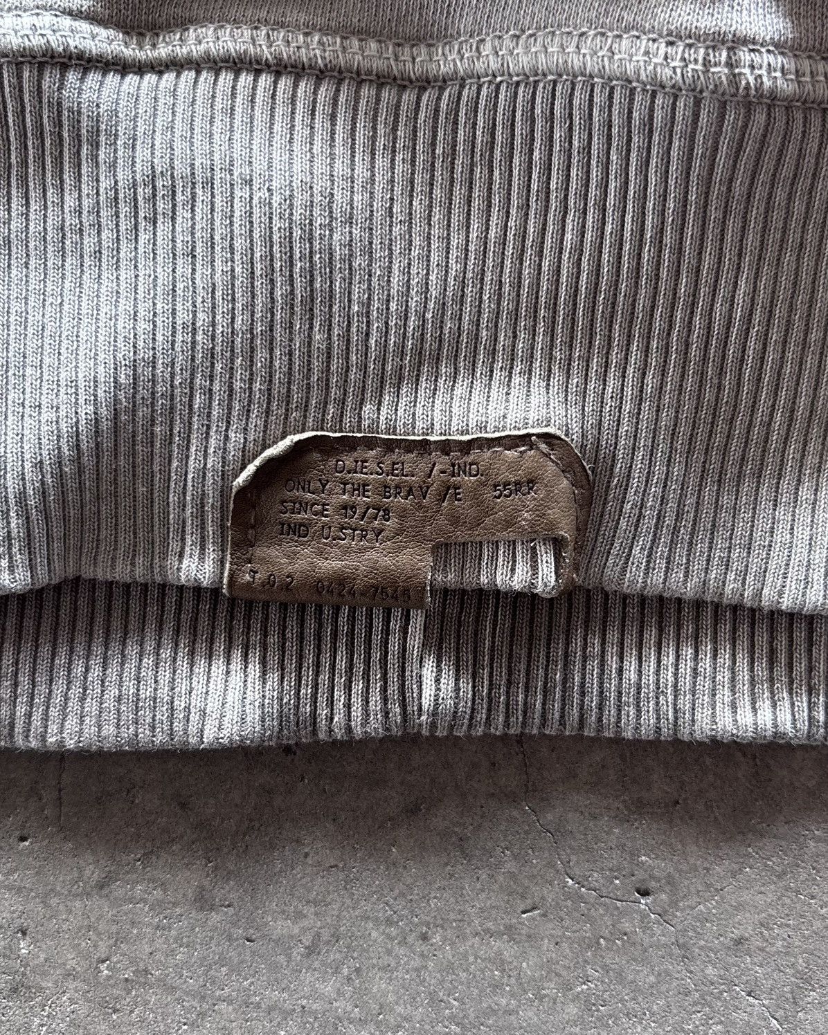 Diesel Vintage Diesel Love And Work Wear Hoodie Size US L / EU 52-54 / 3 - 9 Thumbnail