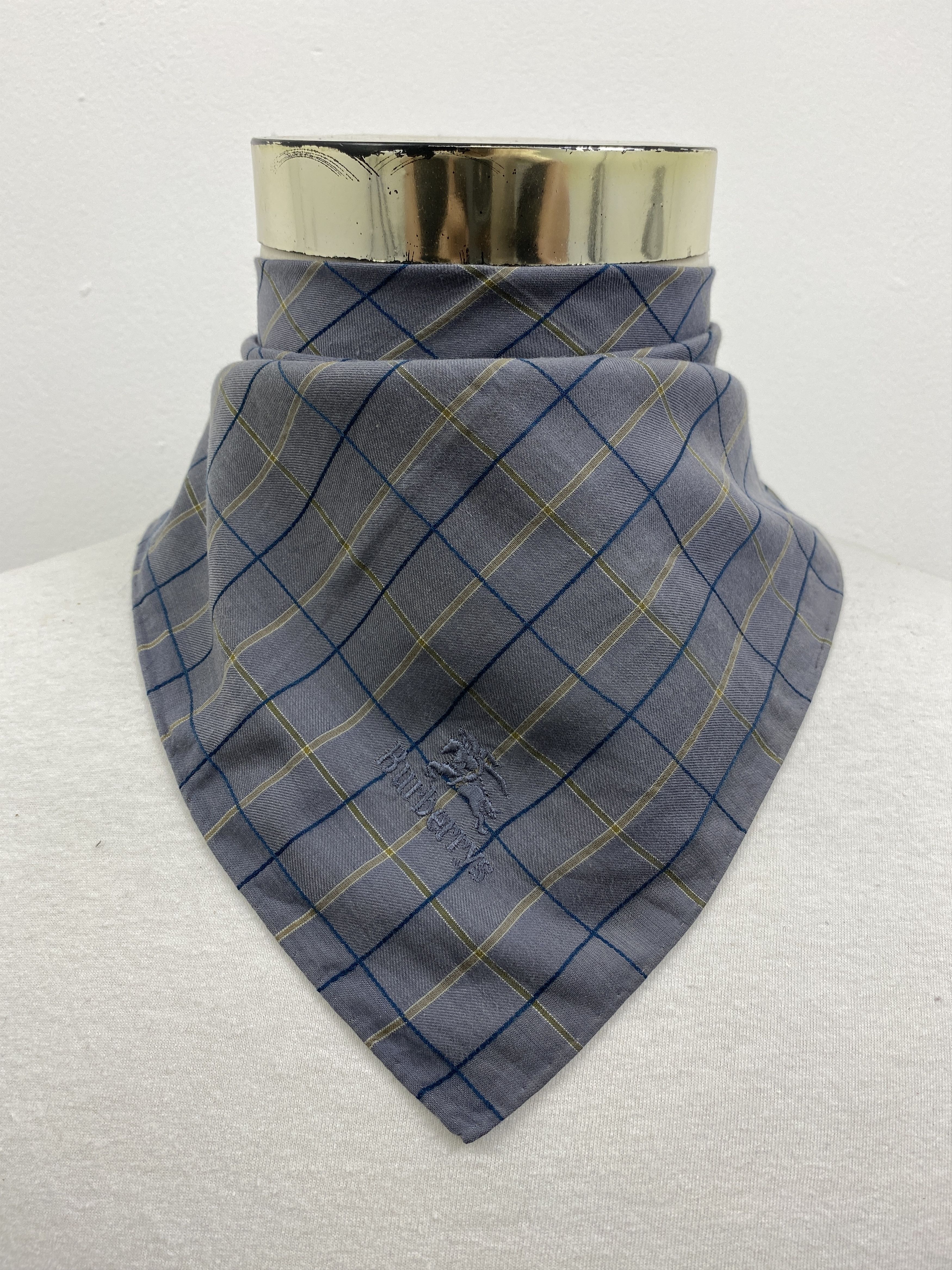 Burberry × Vintage Burberry Handkerchief / Bandana / Neckerchief HKC0410 Size ONE SIZE - 1 Thumbnail