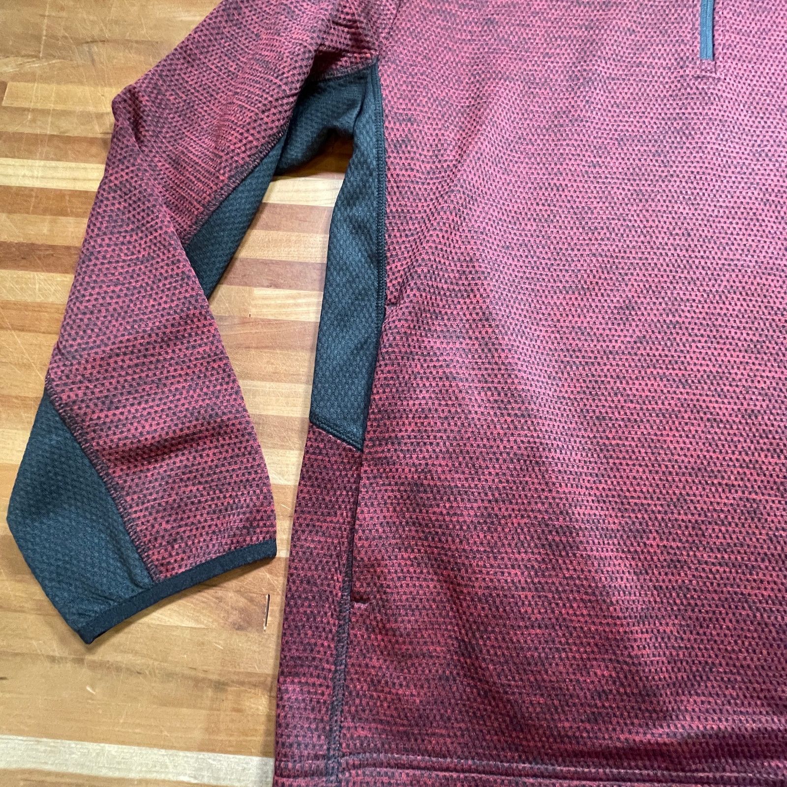 PGA Tour PGA TOUR Men's Two-Tone Quarter-Zip Golf Pullover red large Size US L / EU 52-54 / 3 - 3 Thumbnail