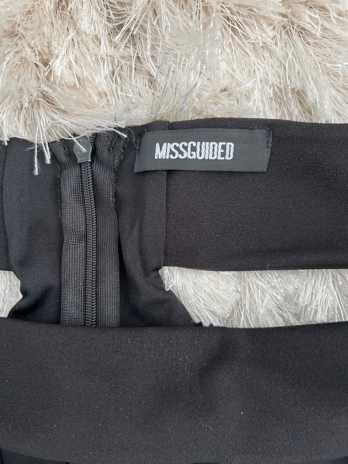 Missguided Miss Guided Off Shoulder Bodycon Dress Black ( US 4 ) Size S / US 4 / IT 40 - 2 Thumbnail