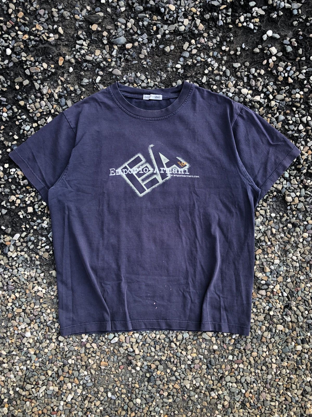 Emporio Armani Vintage 1990’s Emporio Armani Graphic T-Shirt Size US L / EU 52-54 / 3 - 1 Thumbnail