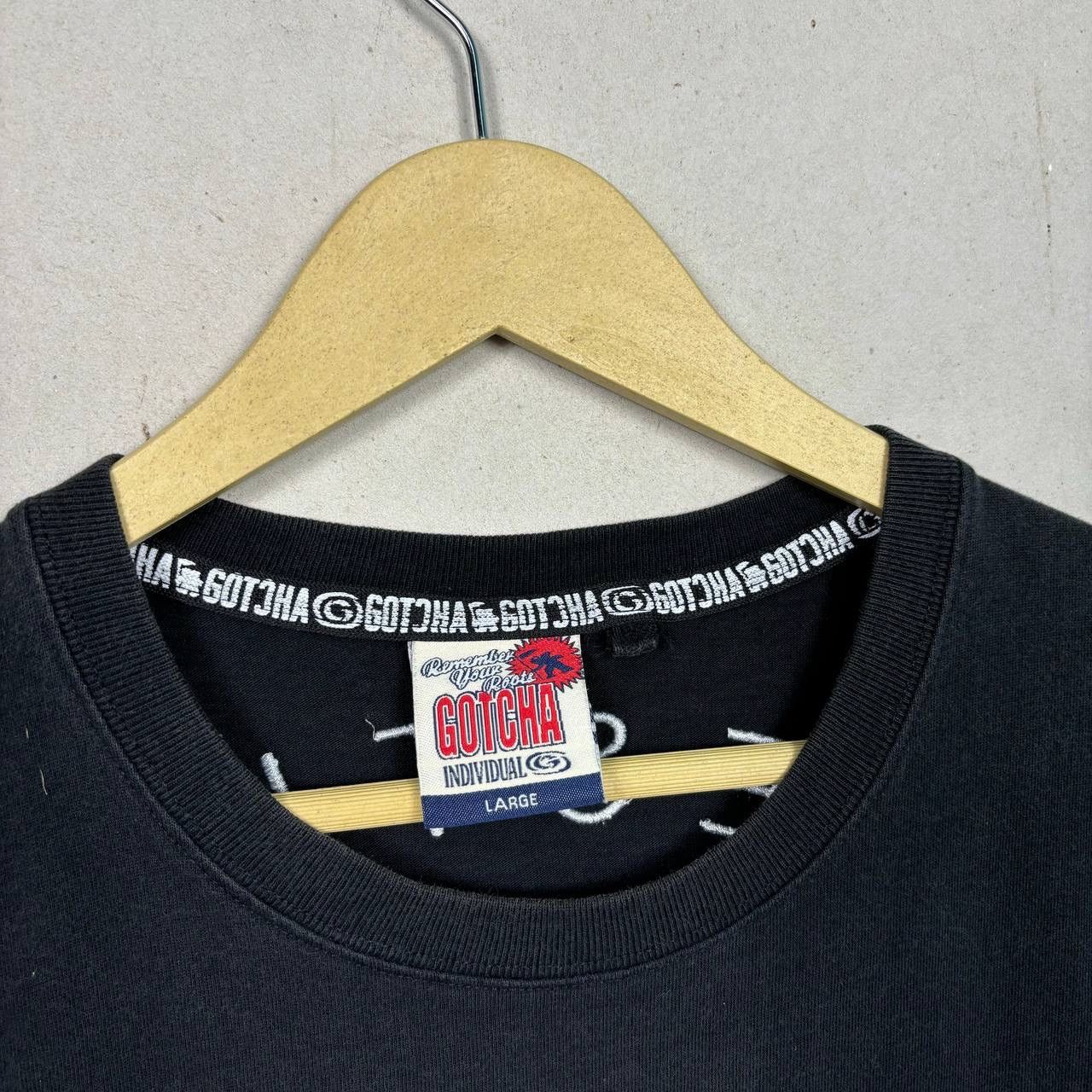 Gotcha Vintage 90s Gotcha Laguna Beach Surf T-Shirt Black Size US M / EU 48-50 / 2 - 5 Thumbnail