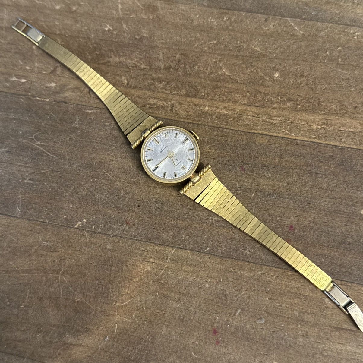 Saks Fifth Avenue Vintage Saks Fifth Ave W. Germany mechanical watch Size ONE SIZE - 8 Thumbnail