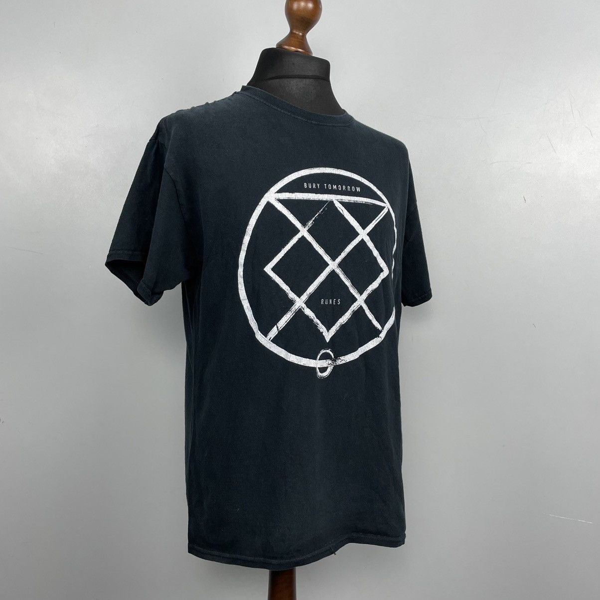 Band Tees × Vintage Vintage Bury Tomorrow Metalcore T-shirt Y2K Size US L / EU 52-54 / 3 - 6 Thumbnail
