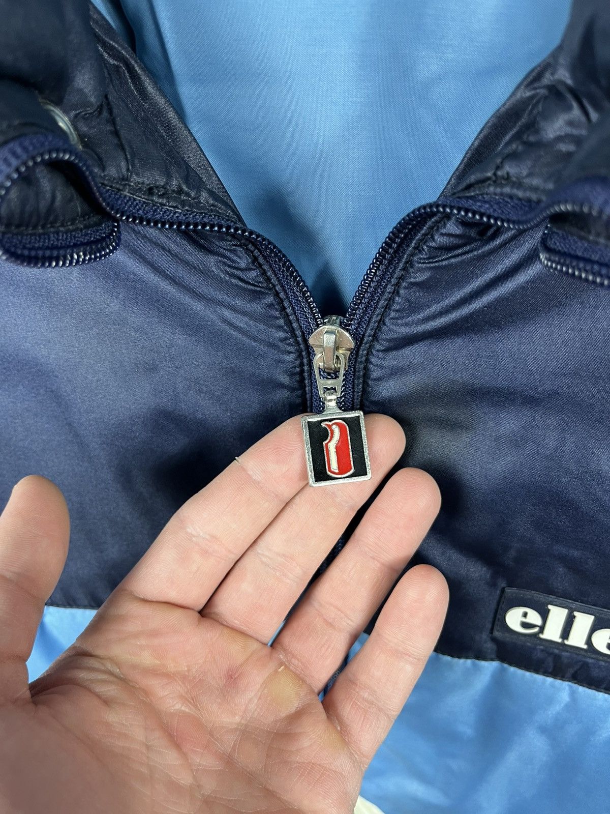 Ellesse Ellesse Vintage Puffer Jacket Blue Zip Up M Made in Italy Size US L / EU 52-54 / 3 - 4 Thumbnail
