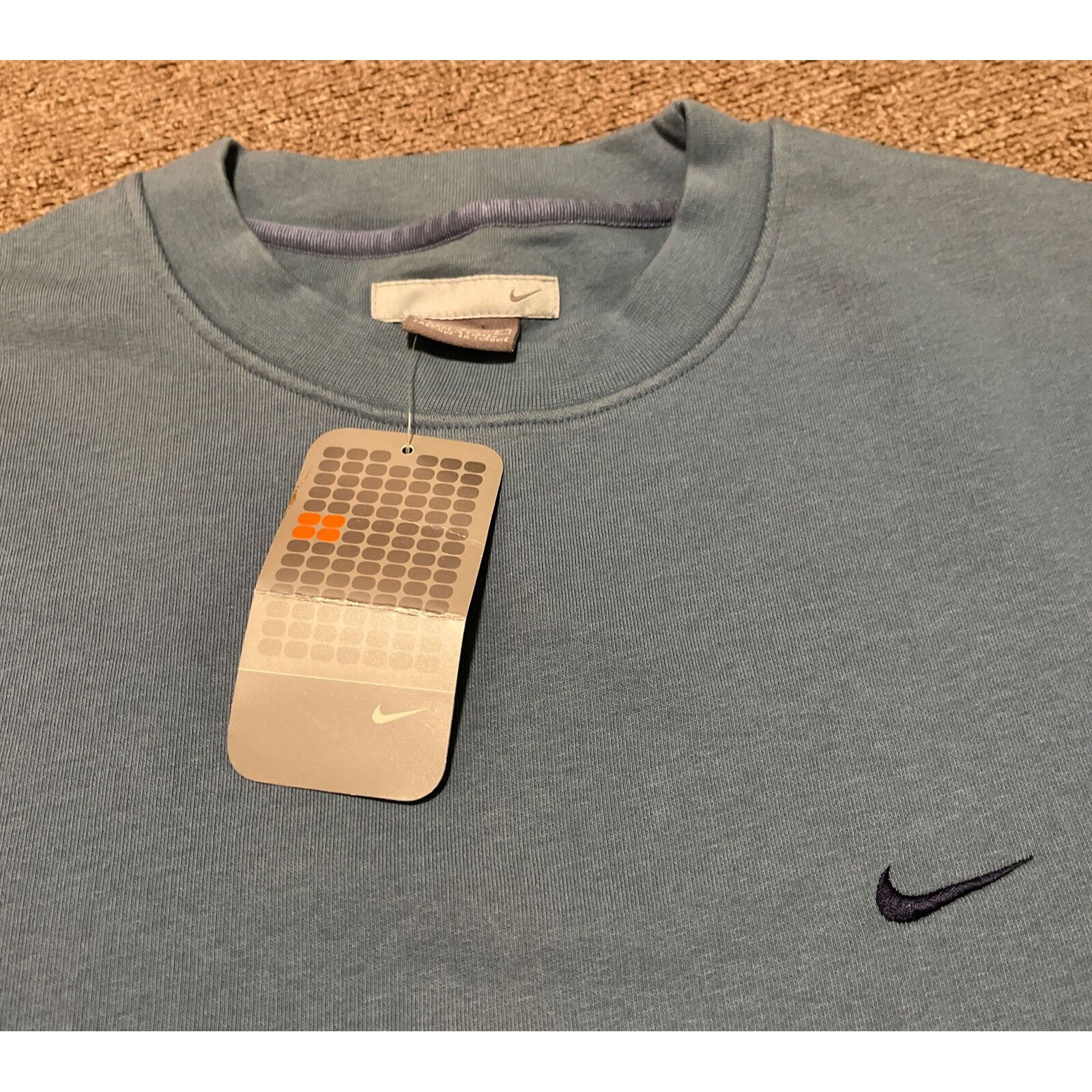 Nike Vintage 2002 Y2K Large Nike Gray Silver Tag Mini Swoosh Crew Size US L / EU 52-54 / 3 - 3 Thumbnail