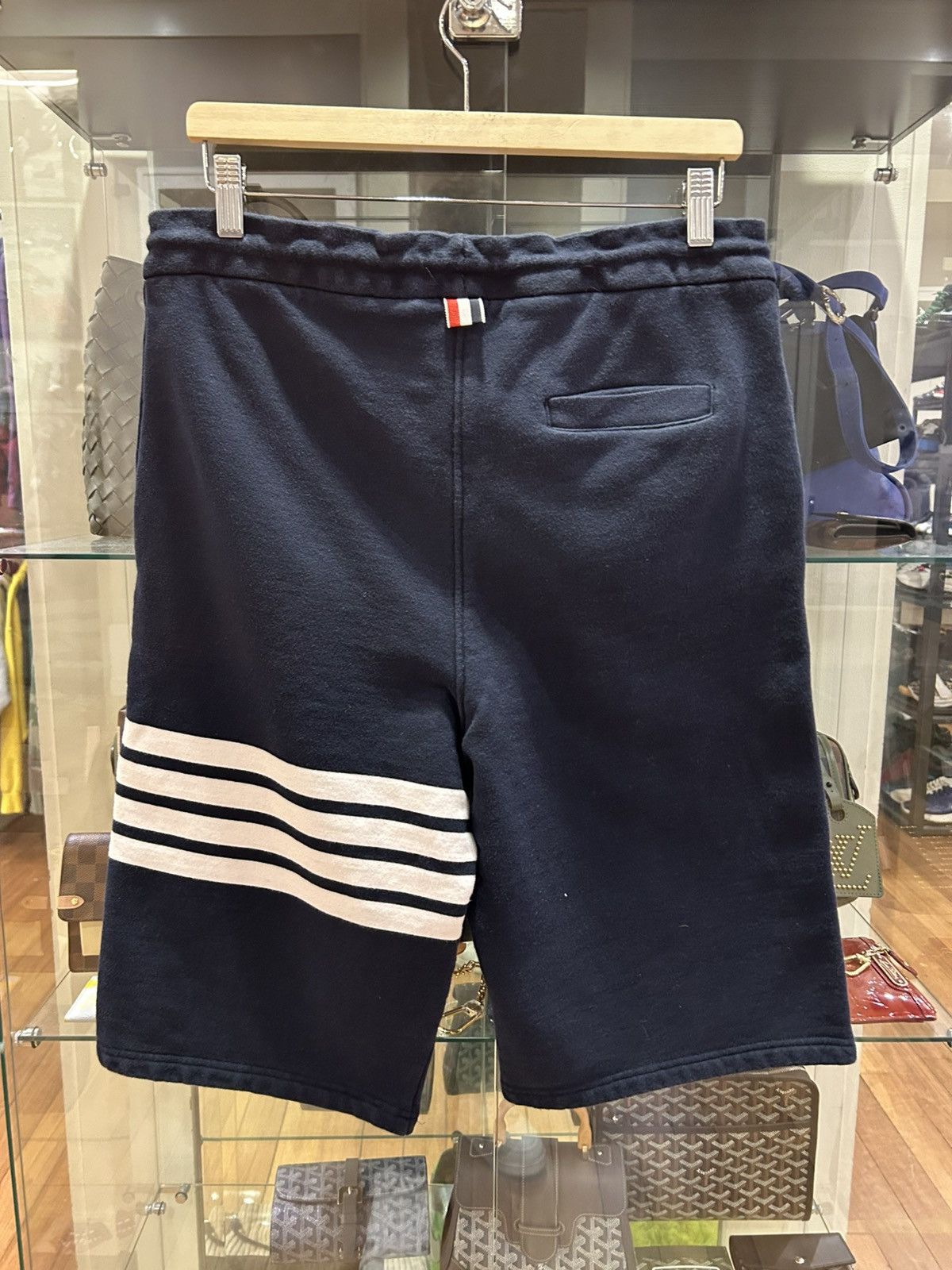Thom Browne Thom Browne 4 Bar Sweat Shorts - Navy Size US 34 / EU 50 - 2 Thumbnail