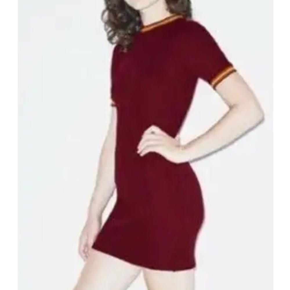 American Apparel American Apparel l NWOT Maroon Thick Ribbed Crew Dress M Size M / US 6-8 / IT 42-44 - 1 Thumbnail