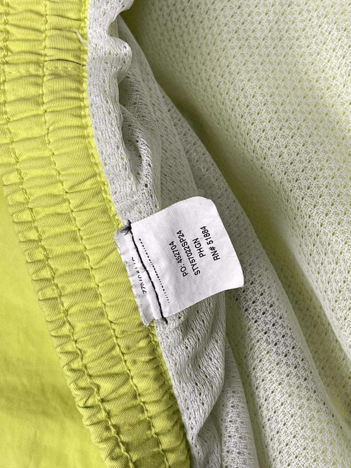 Patagonia Patagonia Phosphorus Green Baggies Shorts Men’s Size L Size US 34 / EU 50 - 9 Thumbnail