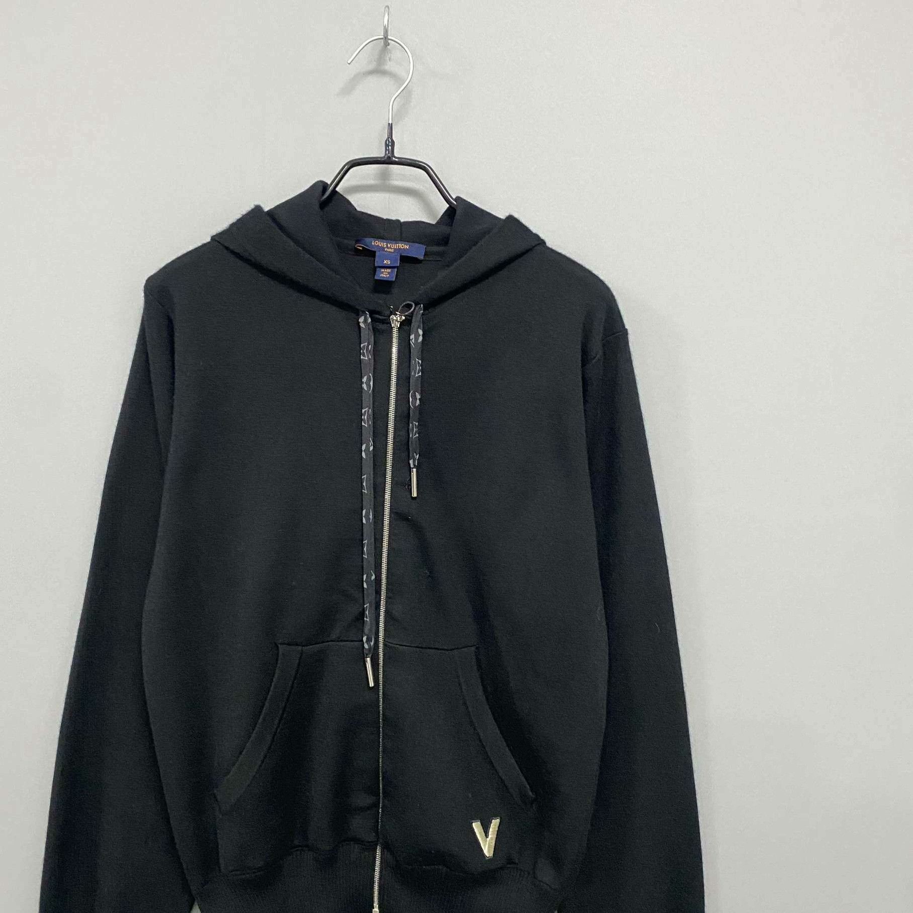 Louis Vuitton Louis Vuitton Retro Black Light Jacket xs Men Size US XS / EU 42 / 0 - 1 Thumbnail