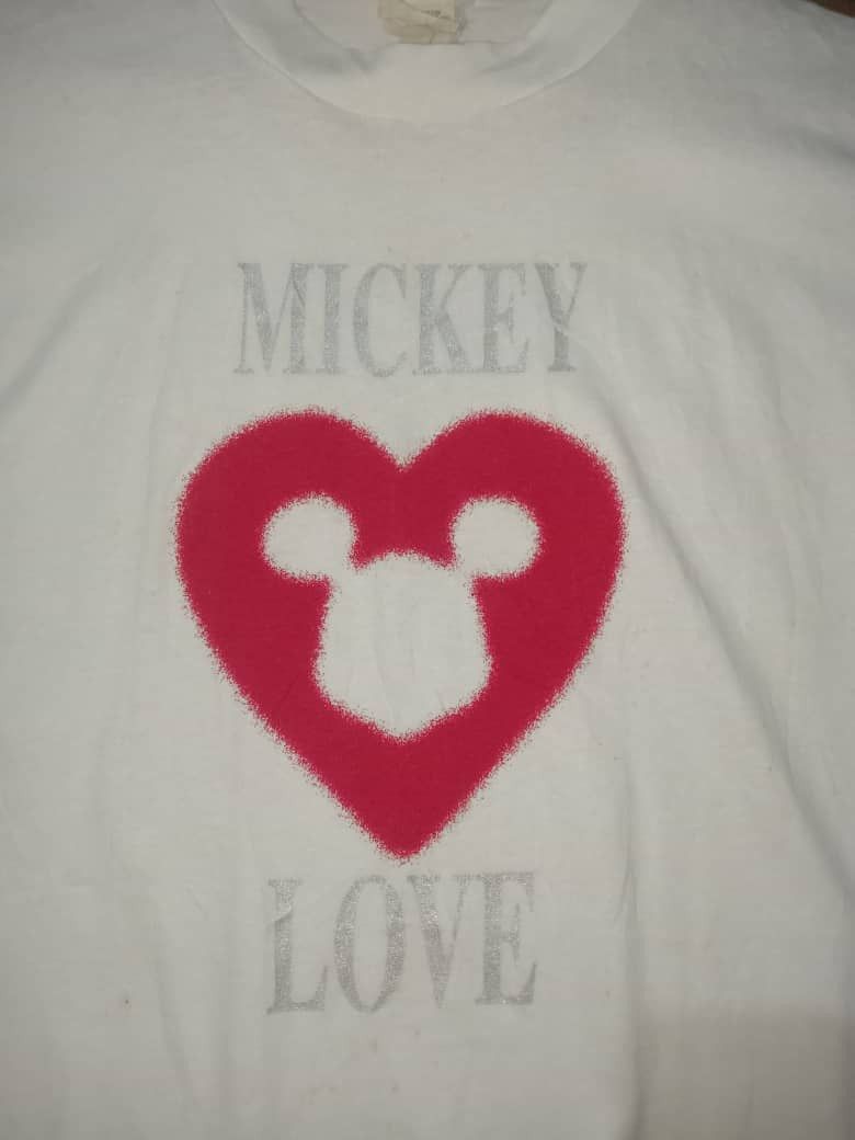 Disney Vintage 90s Disney Mickey Mouse love T-Shirt Size US L / EU 52-54 / 3 - 5 Thumbnail