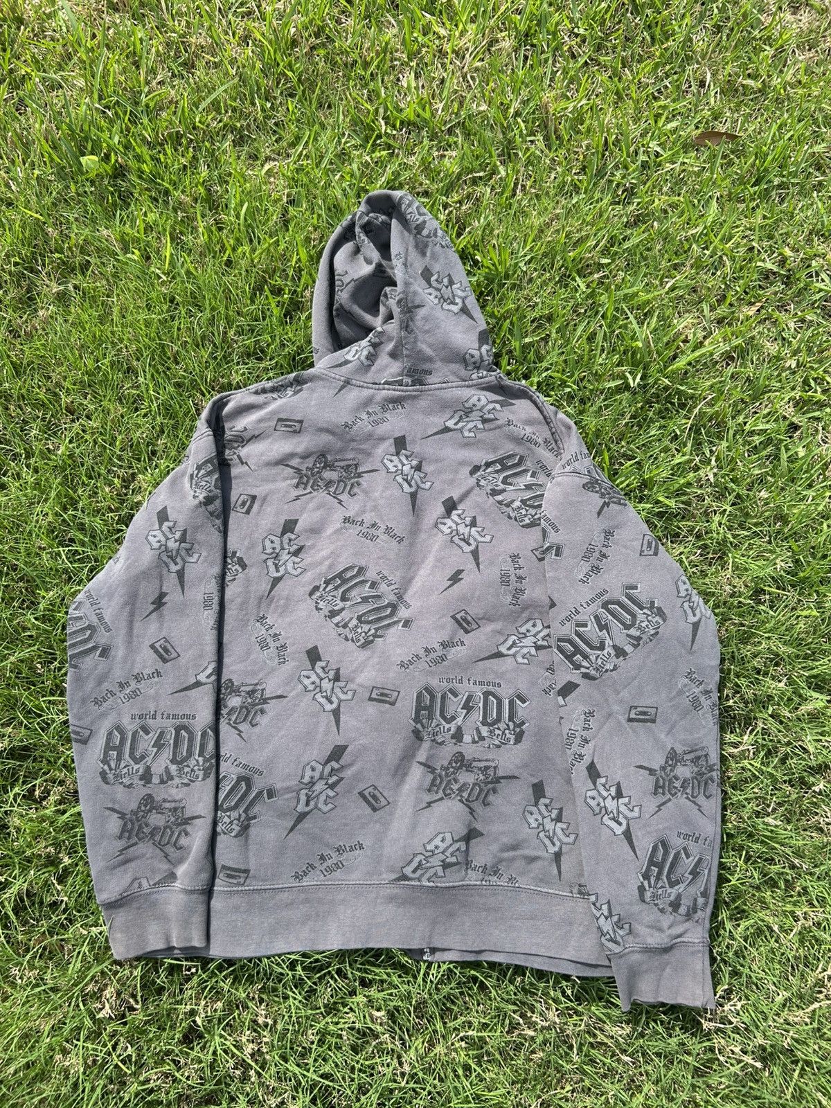 AC/DC Vintage Y2K Rocawear All Over Print Ac/Dc Black On Black Size US L / EU 52-54 / 3 - 4 Thumbnail