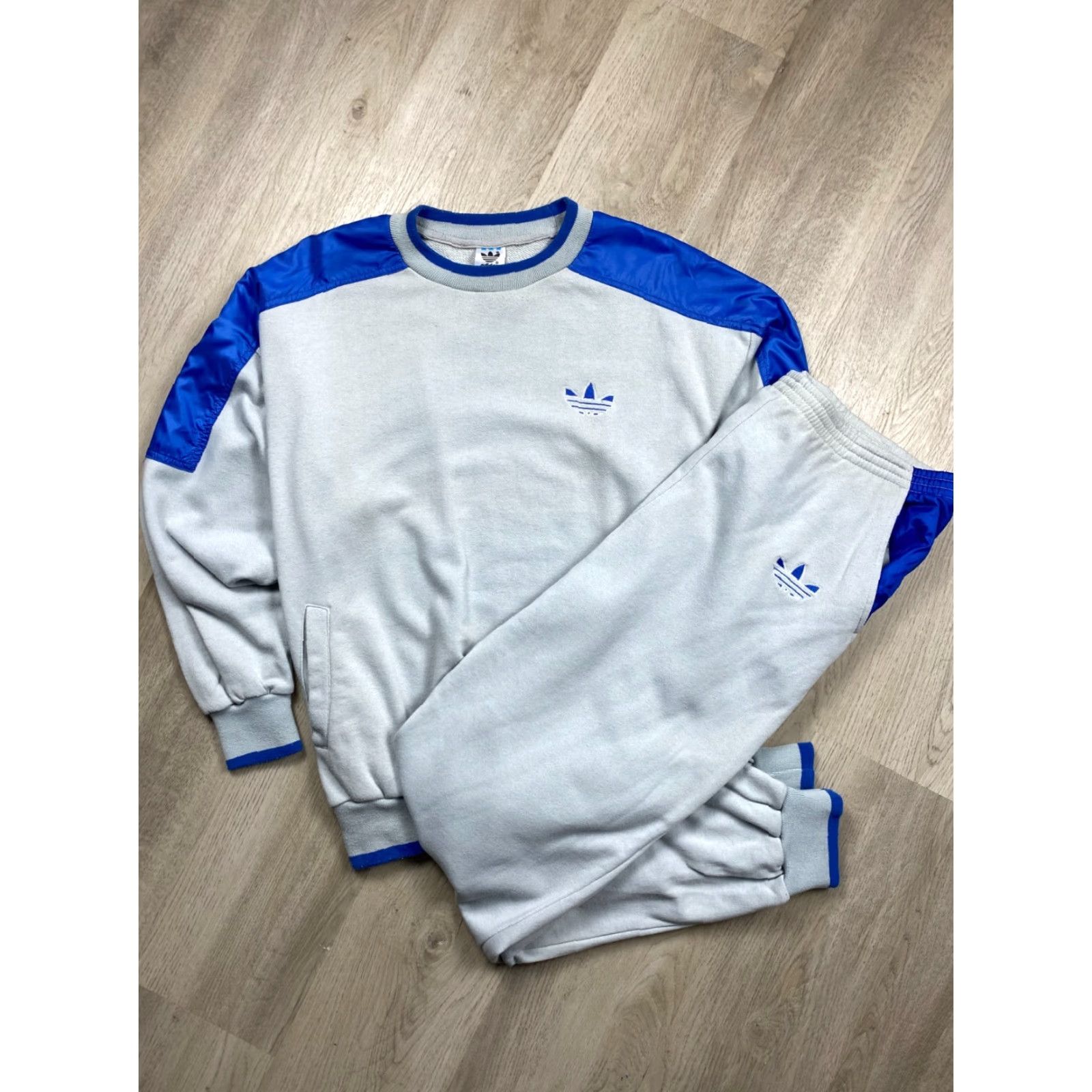 Adidas ADIDAS 90s Vintage Mens Tracksuit Sweatshirt + Pants M Gray 90s Mens Tracksuit Shirt Pants Set Size US M / EU 48-50 / 2 - 2 Thumbnail
