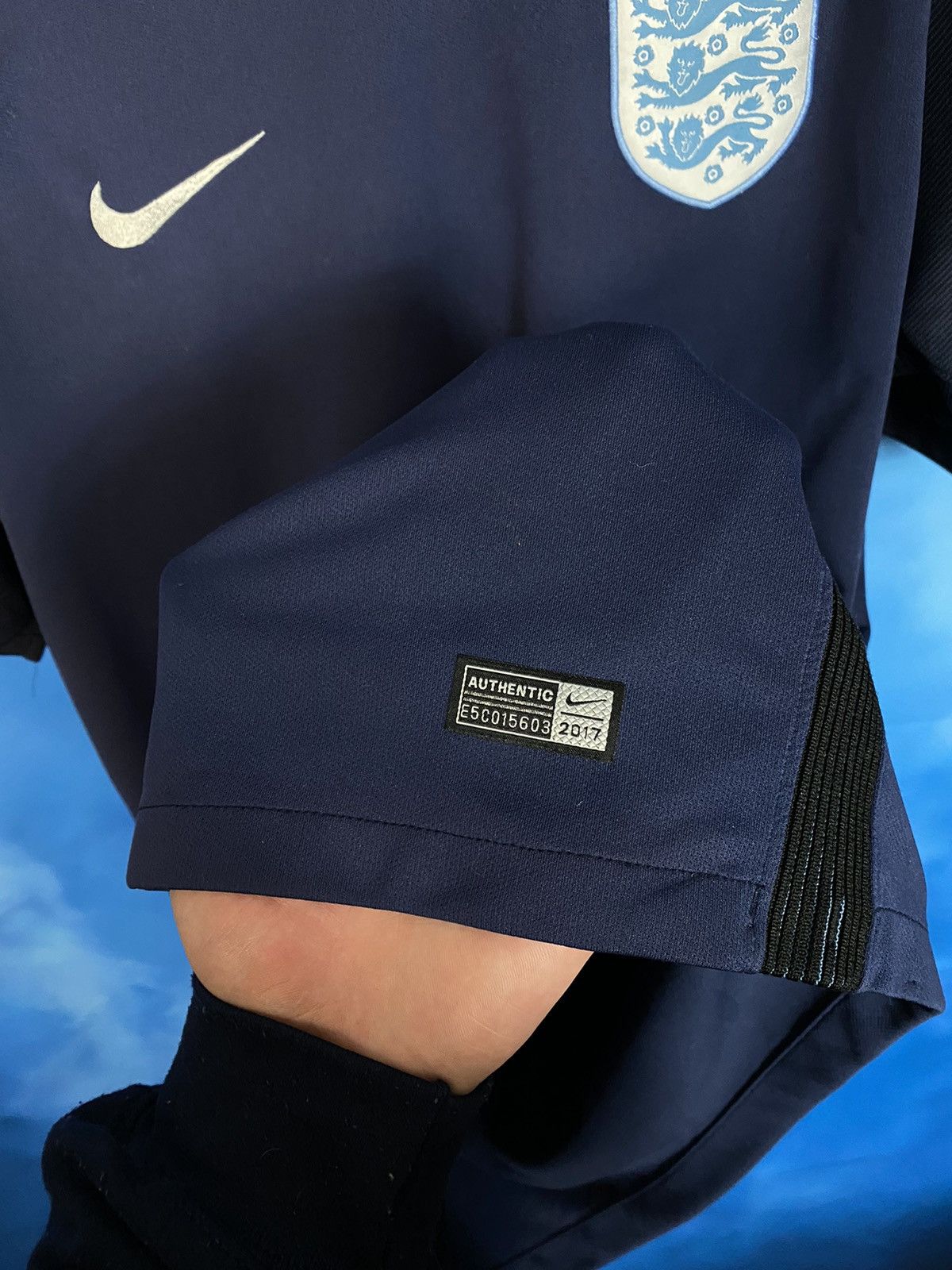 Nike × Vintage Nike England soccer home jersey Size US L / EU 52-54 / 3 - 4 Thumbnail