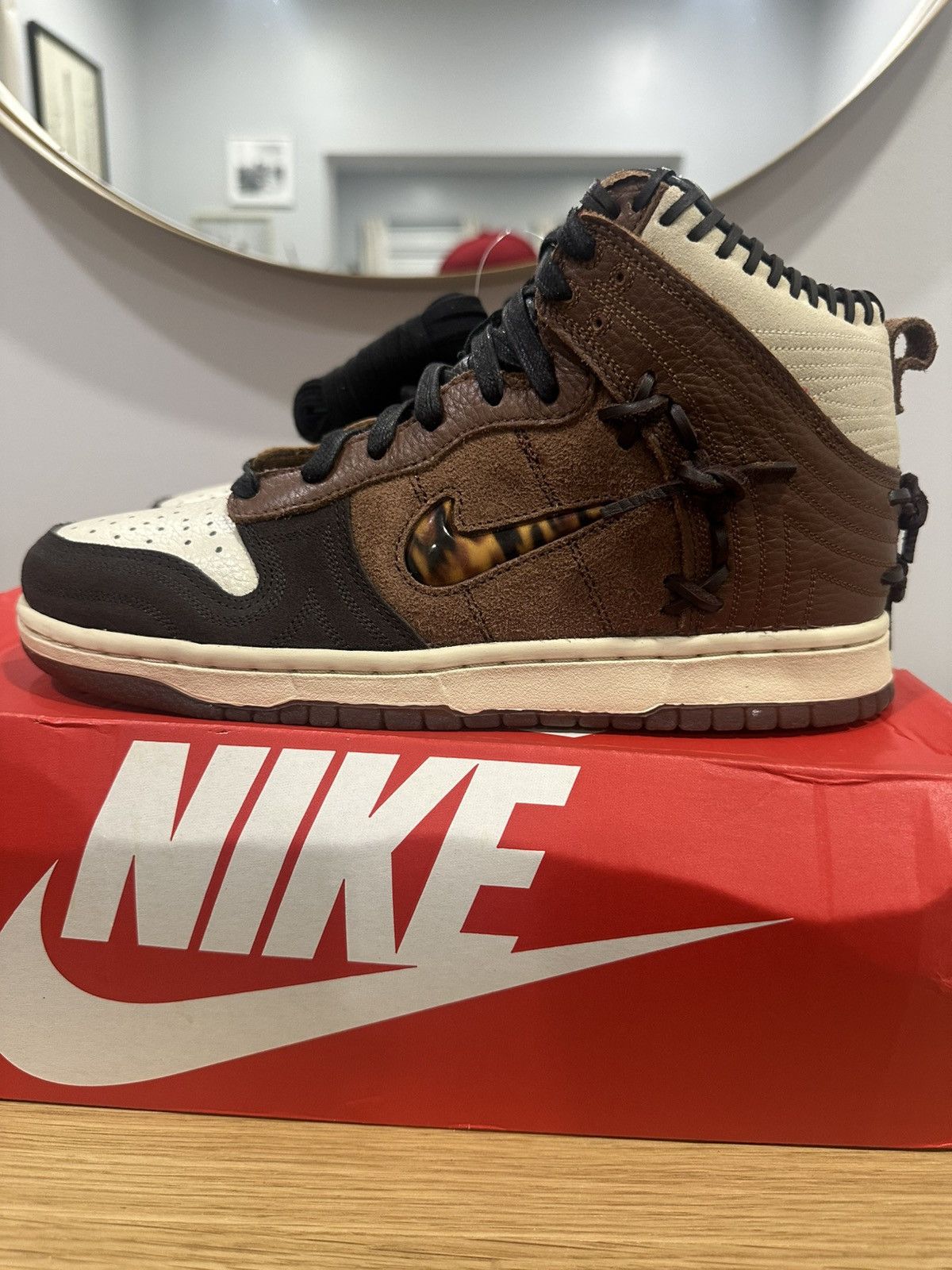 Bodega × Nike NIKE DUNK HIGH x BODEGA Size US 8 / EU 41 - 5 Thumbnail