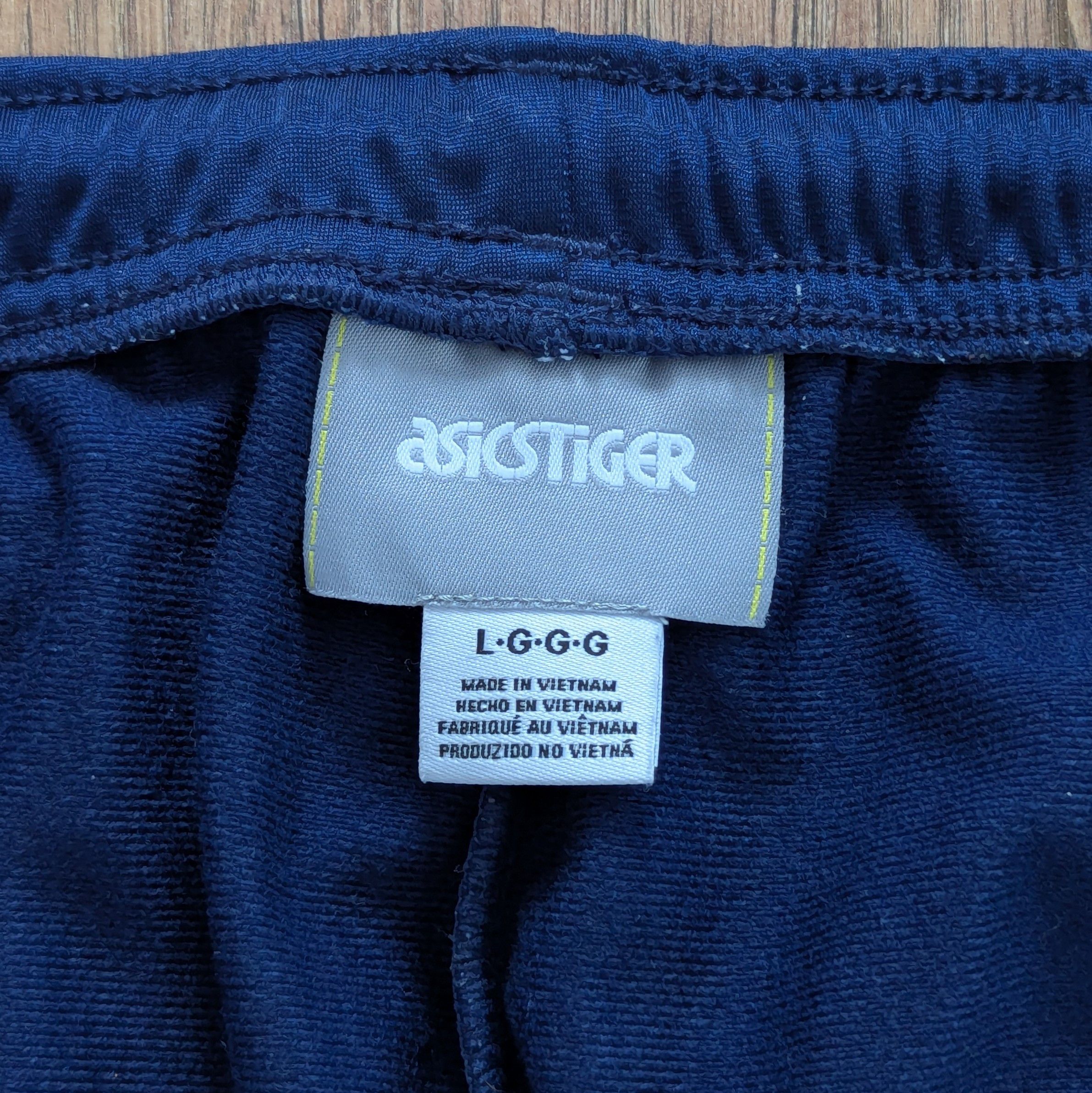 Asics ASICS Tiger TOKYO Mount Fuji Stylized Tiger Face Japan Pants Size US 36 / EU 52 - 9 Thumbnail