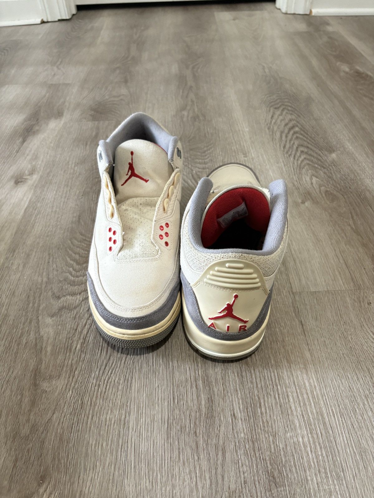 Jordan Brand Muslin 3s Size US 10.5 / EU 43-44 - 1 Thumbnail