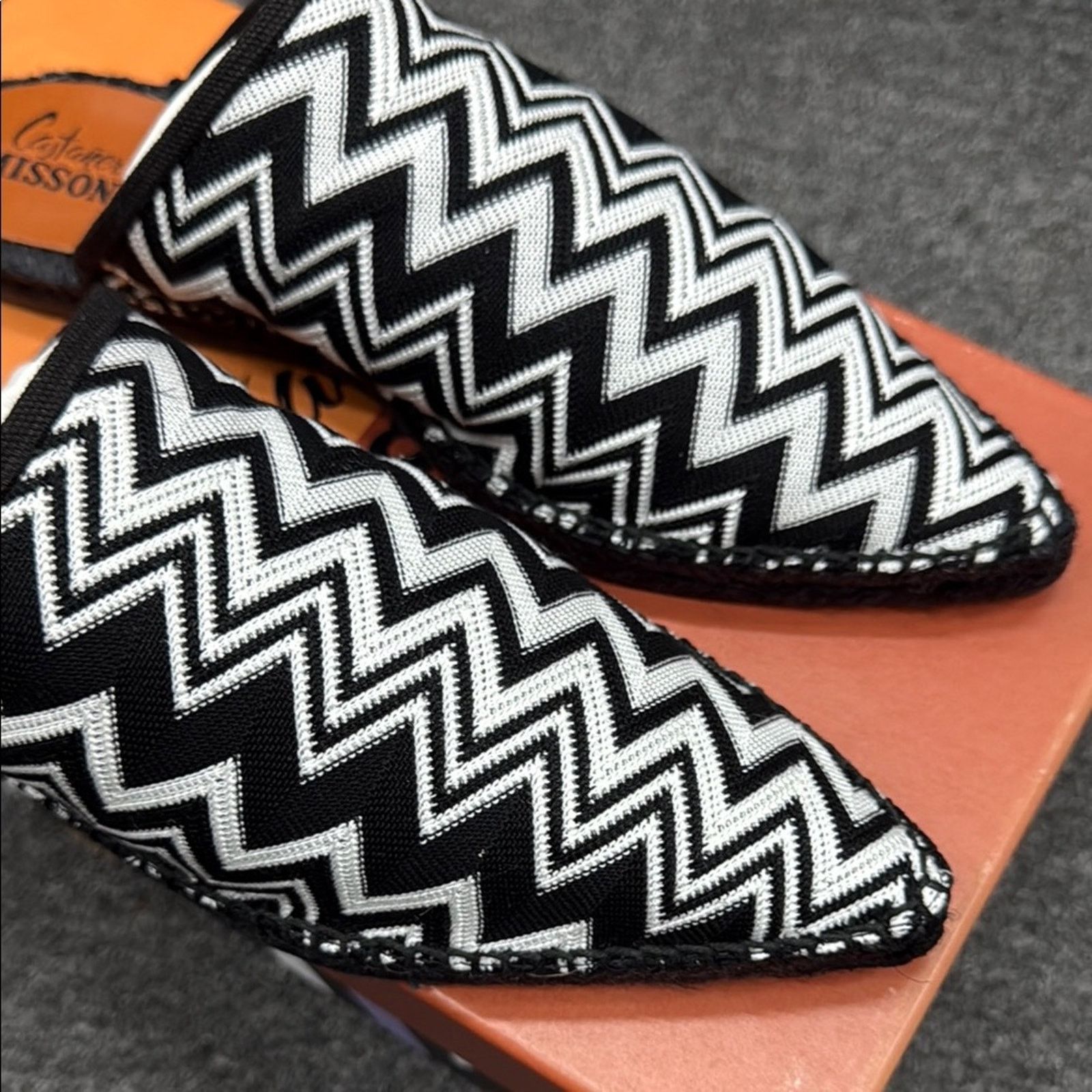Missoni NWT Missoni Black White Zigzag espadrilles loafers 37 US 7 Size US 7 / IT 37 - 2 Thumbnail