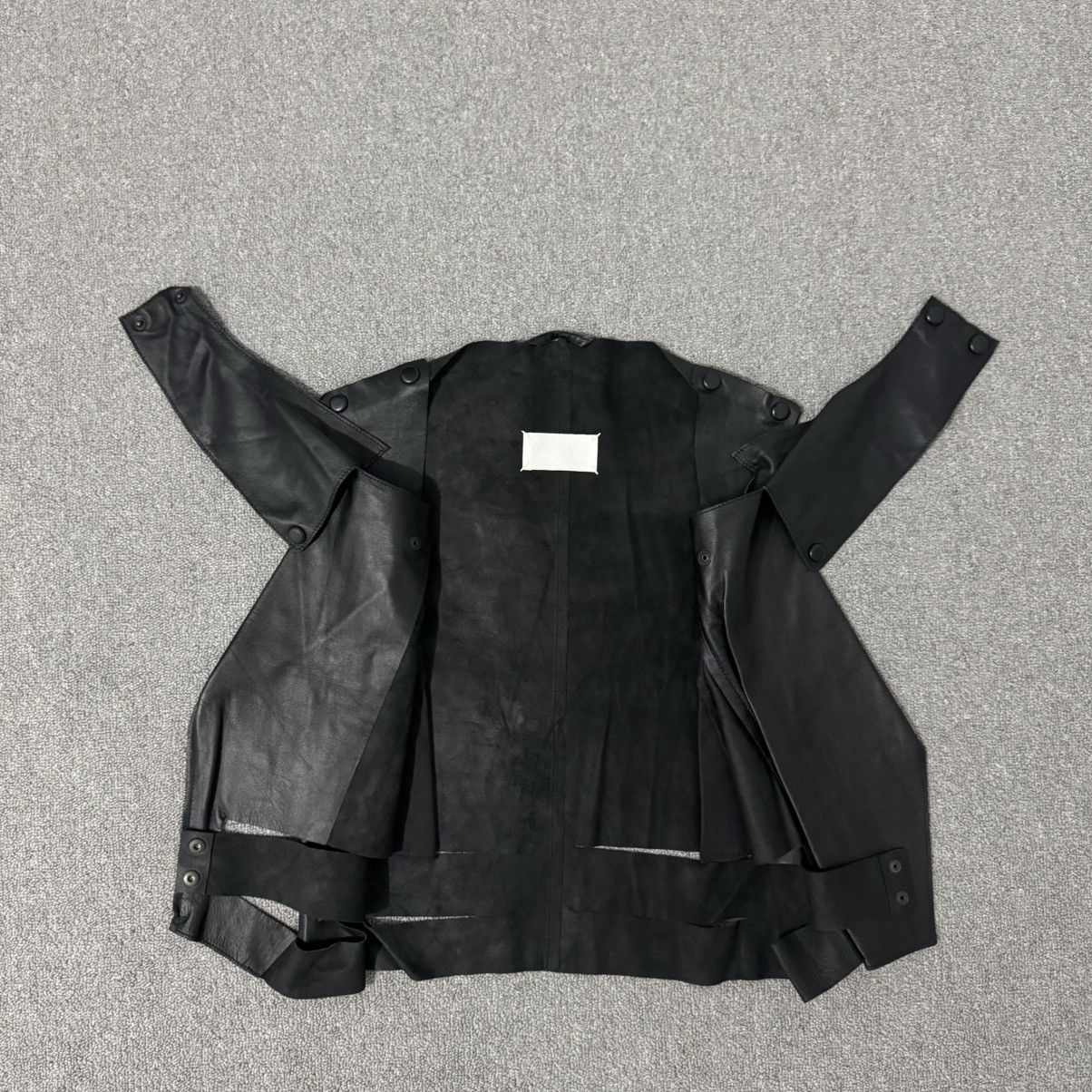 Maison Margiela Maison Margiela - Blank Tag - Reassembled Black Leather Size XS / US 0-2 / IT 36-38 - 3 Thumbnail