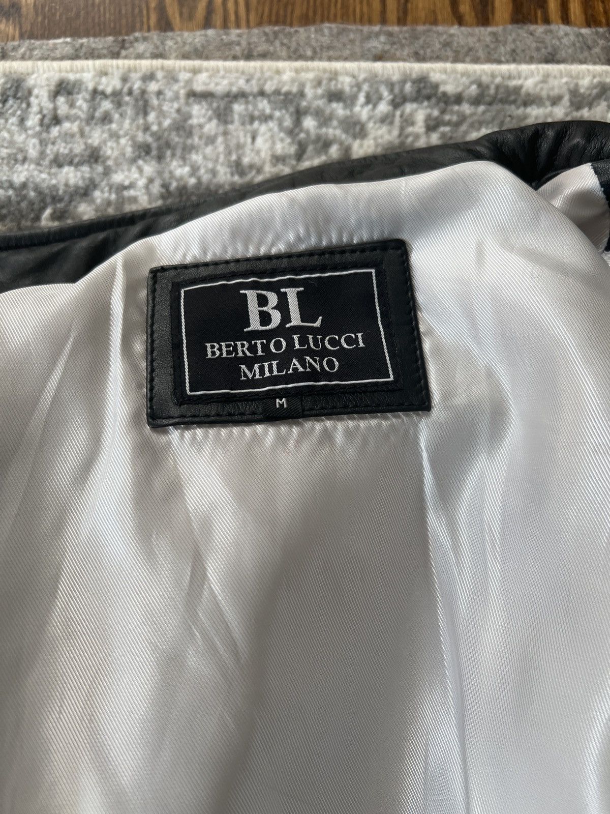 Other Worn once italian 100% leather jacket Size US M / EU 48-50 / 2 - 2 Thumbnail
