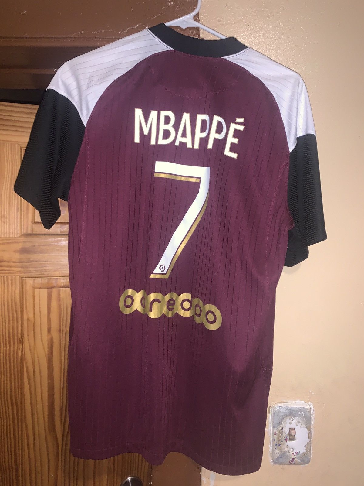Jordan Brand × Nike Nike PSG Jersey Mbappe Size US M / EU 48-50 / 2 - 2 Thumbnail