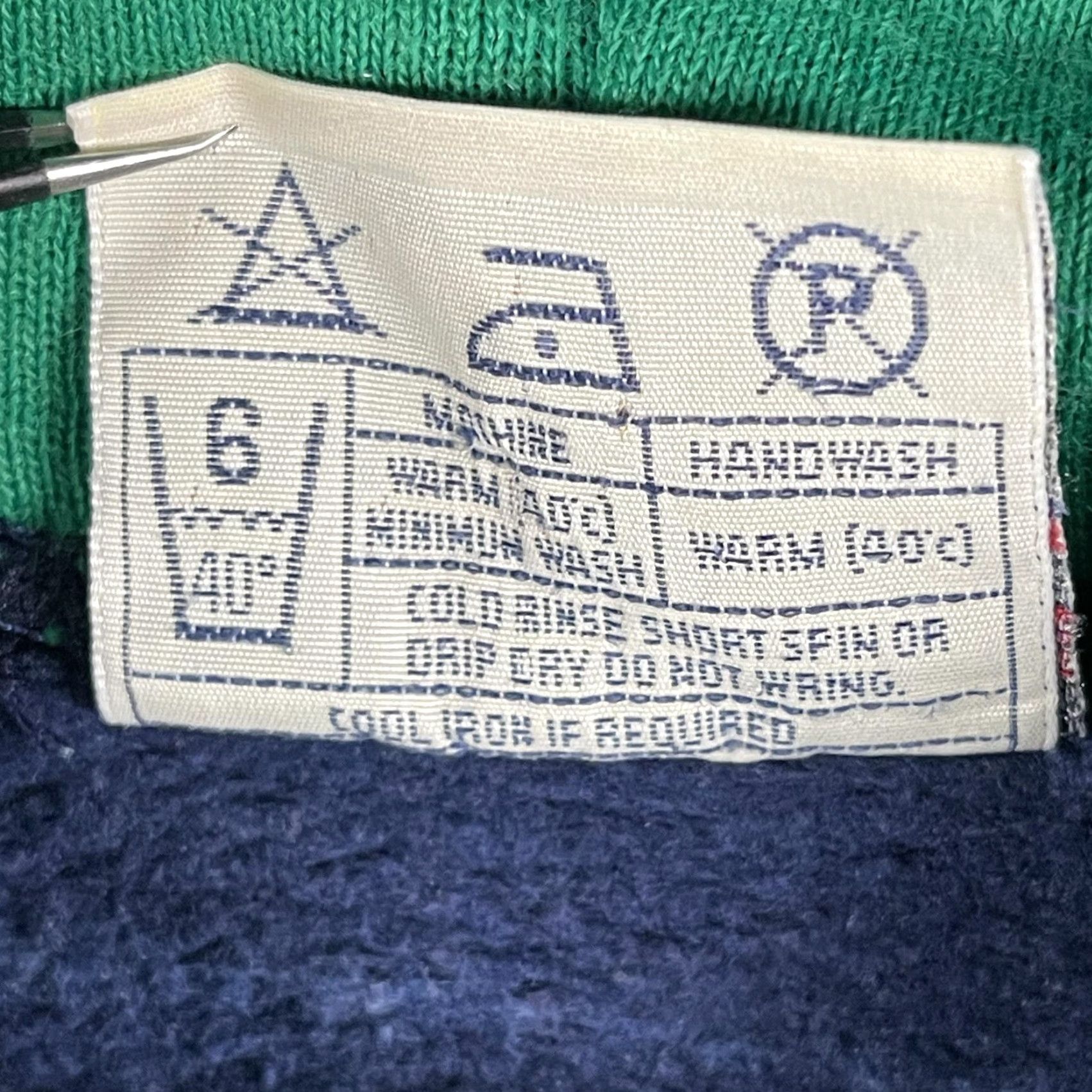 Vintage VINTAGE Connolly Hoodie Mens XL Blue Ireland Graphic Made in Ireland 80s Size US XL / EU 56 / 4 - 7 Thumbnail