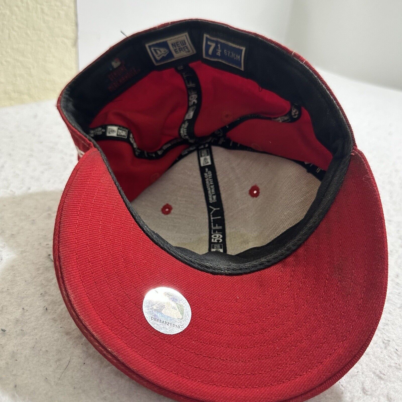 New Era MLB Chicago White Sox 7 1/4 Inch Fitted Baseball Cap Red Hat Size ONE SIZE - 9 Thumbnail