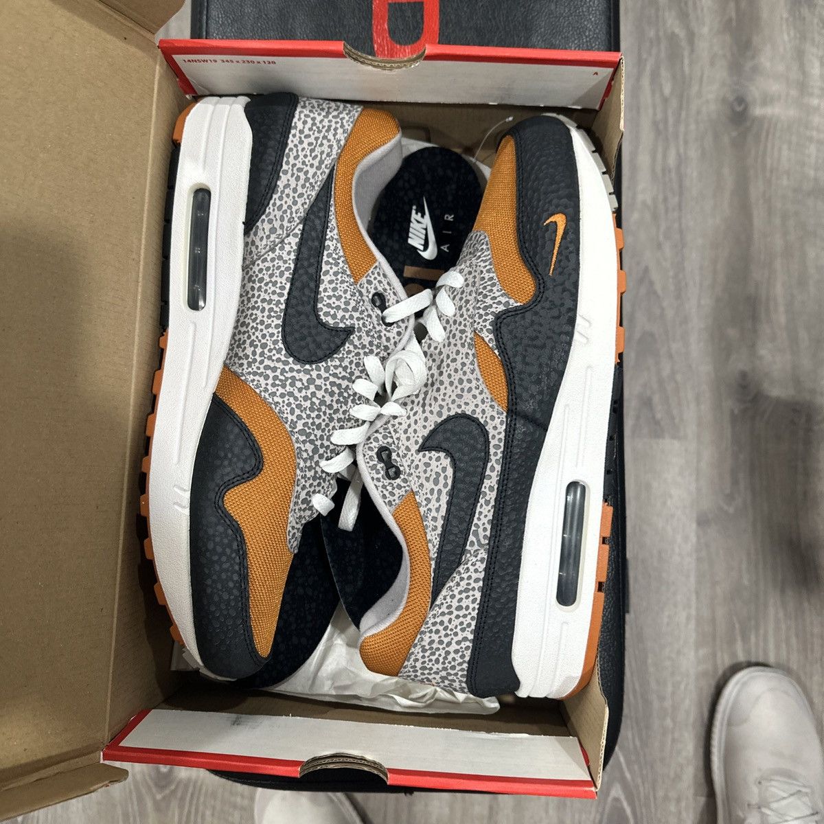 Nike Nike air max 1 safari size? Sz13 Size US 13 / EU 46 - 1 Thumbnail