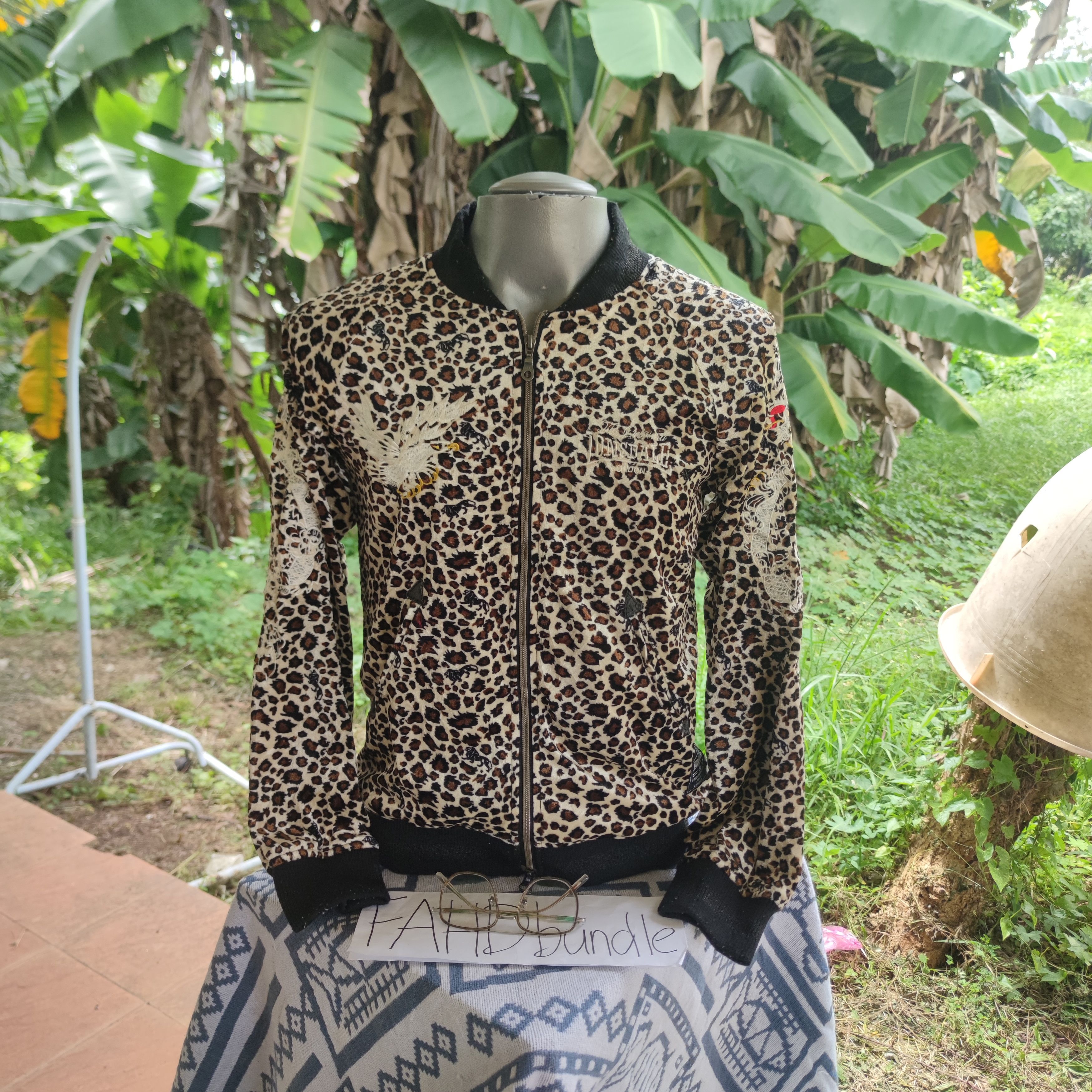 Lonsdale LONSDALE LONDON LEOPARD SUKAJAN DRAGON SIZE L FITS S-M Size US L / EU 52-54 / 3 - 19 Thumbnail