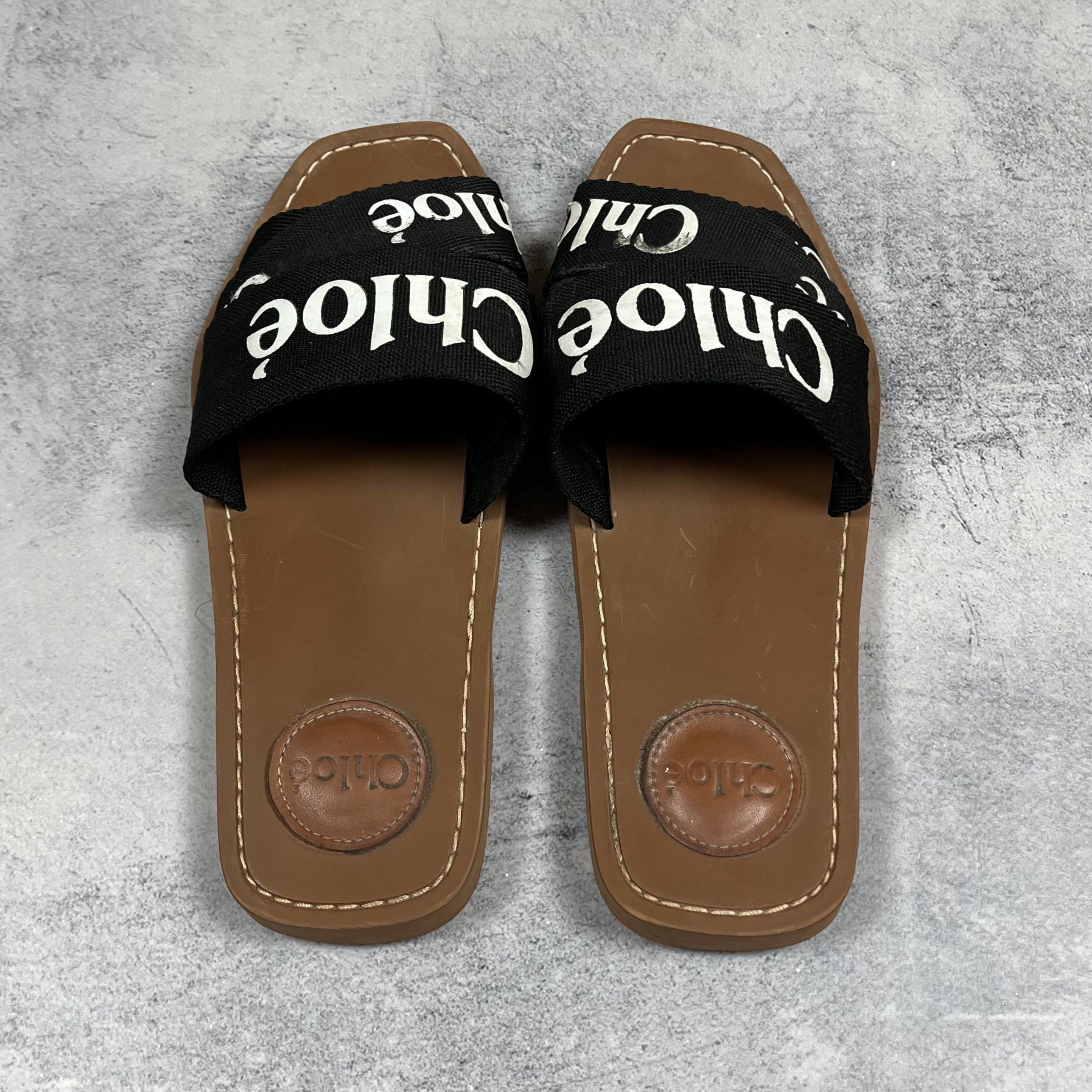 Chloe Ladies Chloe Woody Slide Flat Size 38 Size US 7.5 / IT 37.5 - 9 Thumbnail