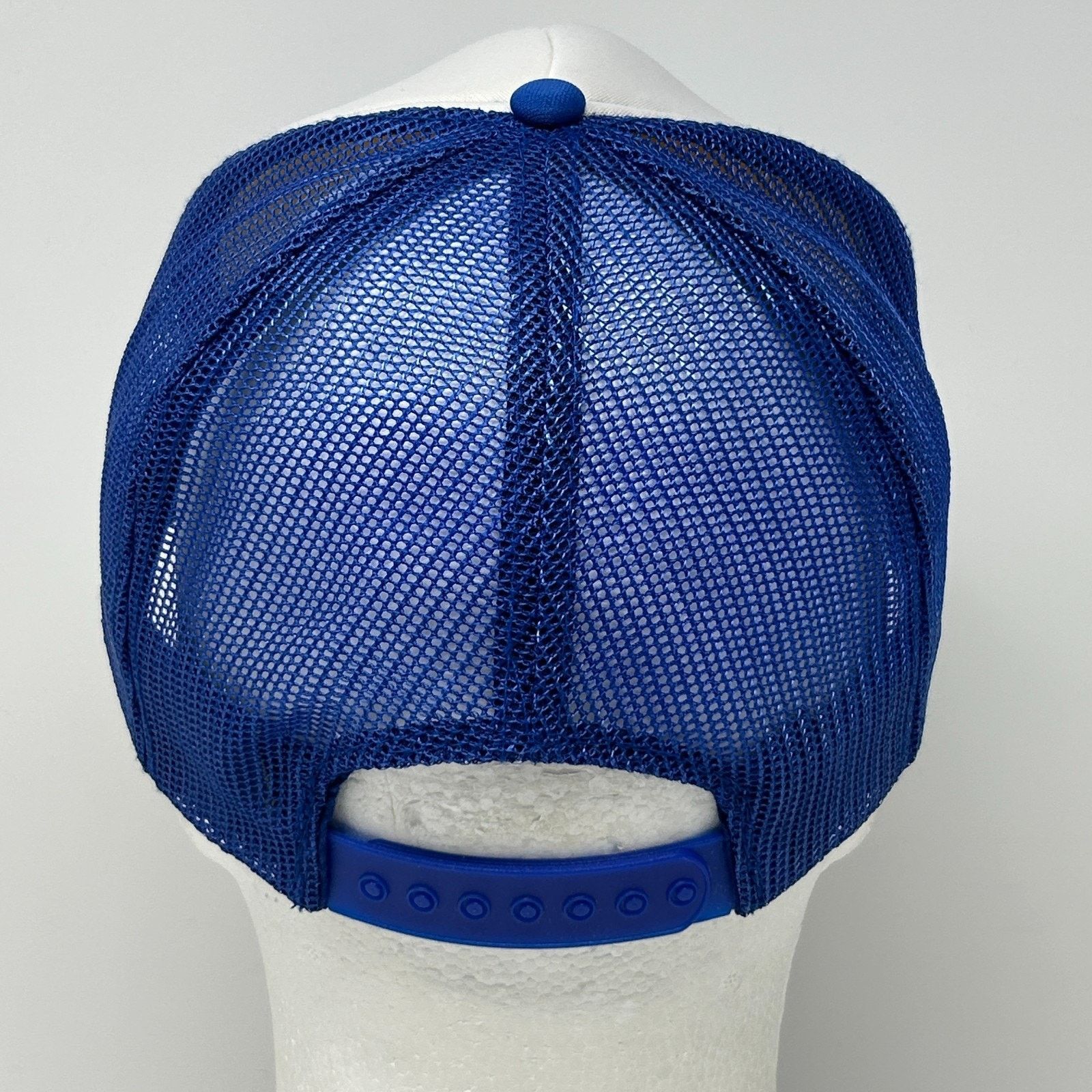 Vintage Vintage 1986 World Exposition Trucker Hat Baseball Cap Blue Size ONE SIZE - 3 Thumbnail