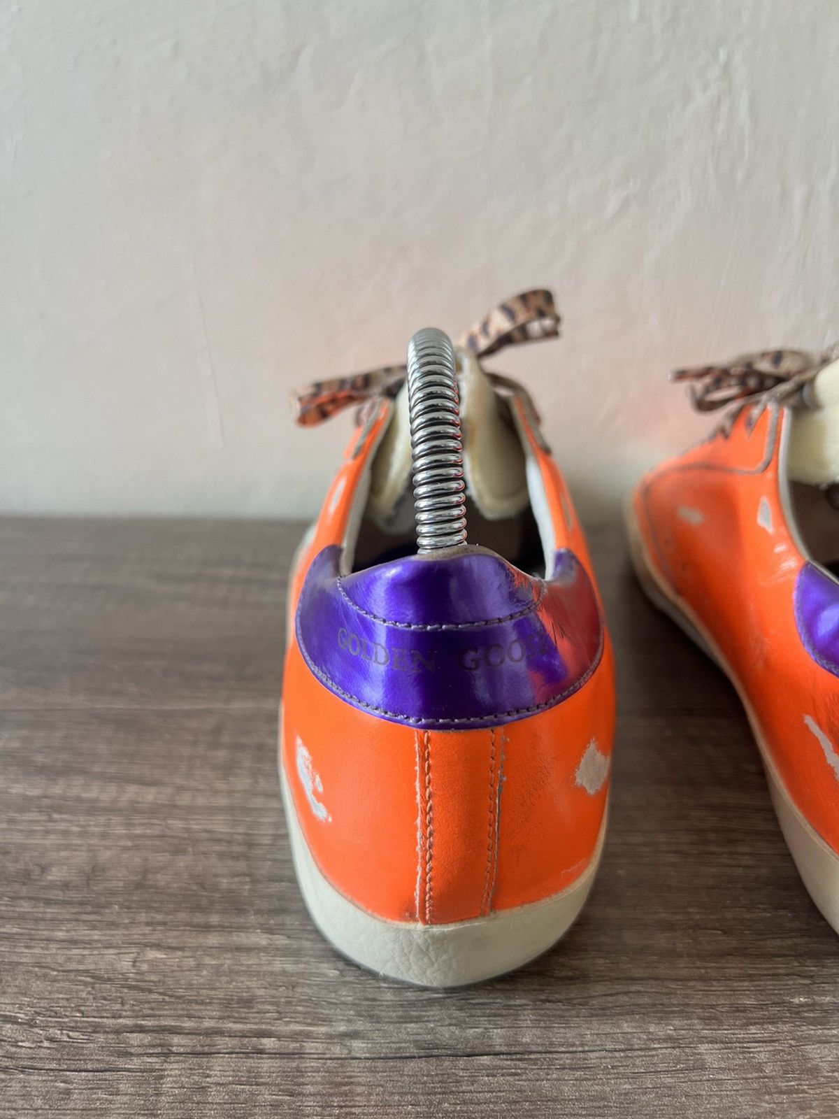 Golden Goose RARE NEON ORANGE GOLDEN GOOSE SUPER STAR SNEAKERS Size US 6.5 / EU 39-40 - 9 Thumbnail