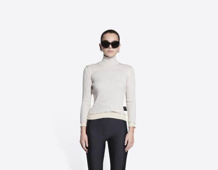 image of Balenciaga O1Mt1Gz0424 Reversible Fitted Sweater In White, Women's (Size Small)