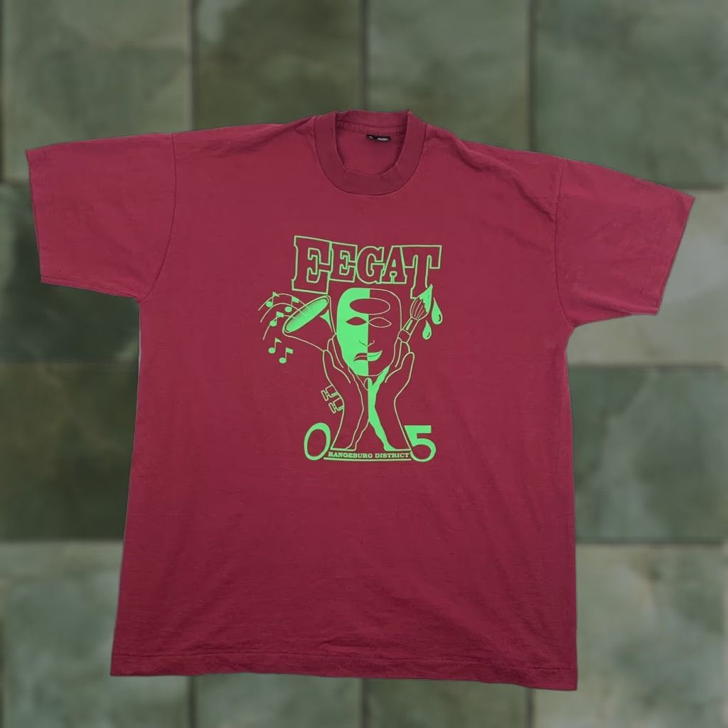 Fruit Of The Loom VINTAGE EEGAT Orangeburg District 5 T Shirt Adult XL Red School Performing Arts Size US XL / EU 56 / 4 - 1 Thumbnail