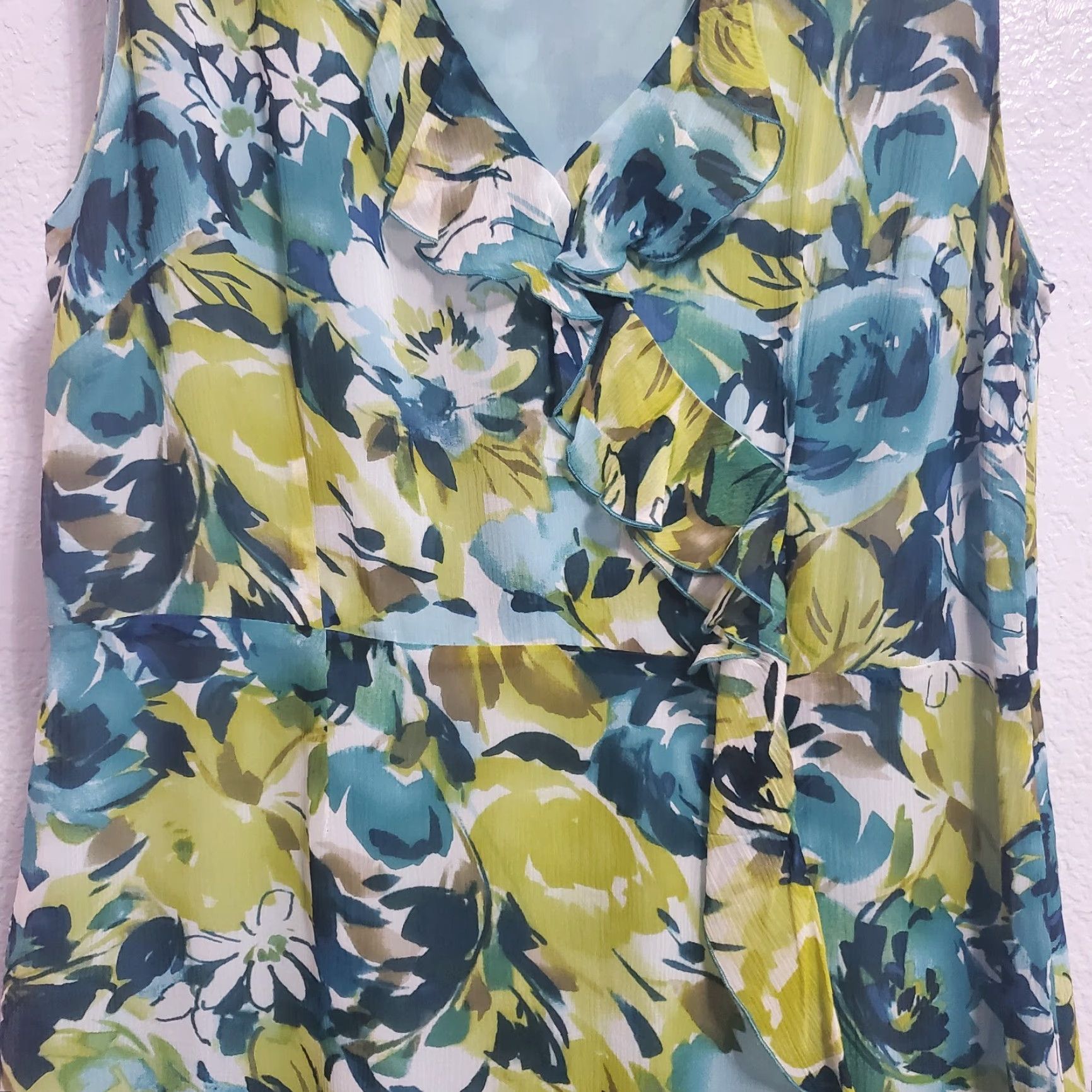 Pendleton VINTAGE Pendleton Dress Women 14 Blue Green Floral Silk Sleeveless Ruffles Lined Knee Length V-Neck Side Zip 100% Silk Womens Size XL / US 12-14 / IT 48-50 - 6 Thumbnail