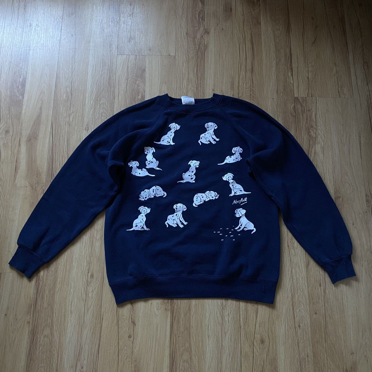 Hanes Vintage 90s made in usa 101 Dalmatians crewneck Size US M / EU 48-50 / 2 - 1 Thumbnail
