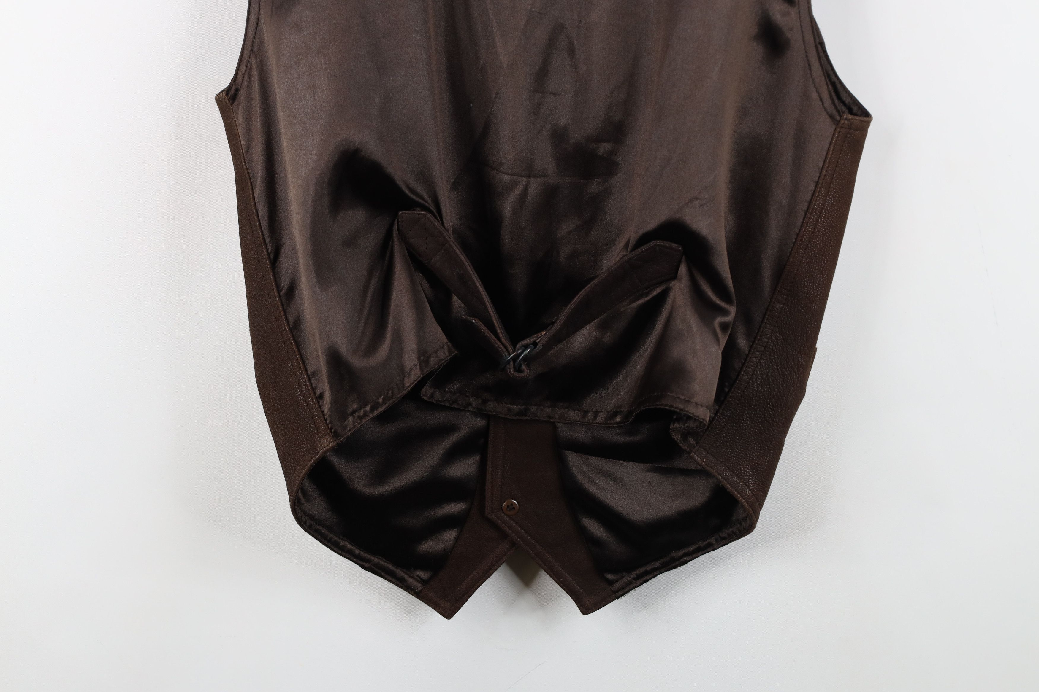 Vintage Vintage 90s Streetwear Leather Buckle Back Vest Jacket Brown Size US M / EU 48-50 / 2 - 14 Thumbnail