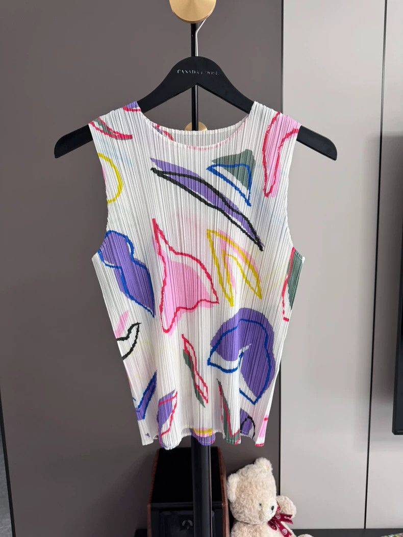Issey Miyake Issey Miyake Pleated Multi Print Tank Top - dmc Size US M / EU 48-50 / 2 - 1 Thumbnail