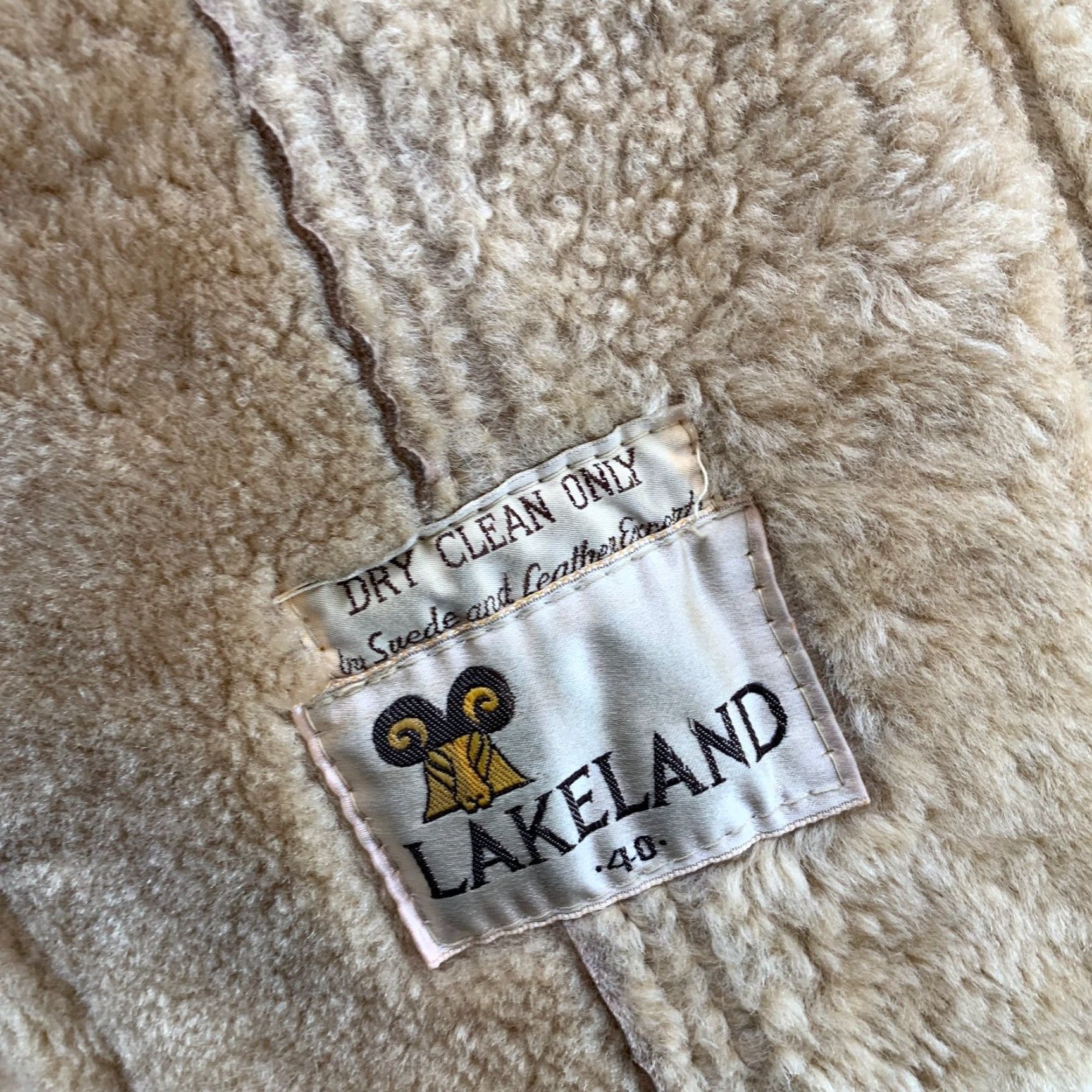 Marlboro VINTAGE Lakeland Coat Mens 40 Brown Suede Rancher Overcoat Cowboy Western Wool Lining 70s USA Size US XXS / EU 40 - 5 Thumbnail