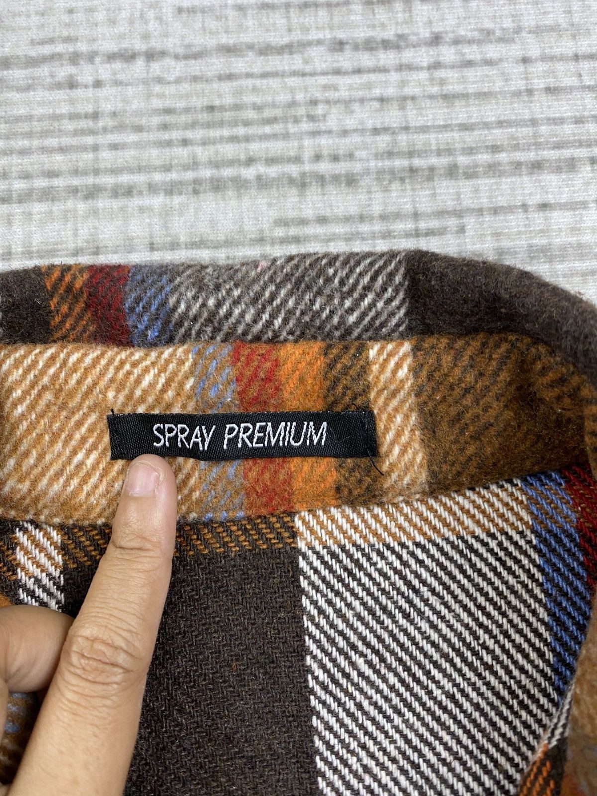 Japanese Brand × Vintage Vintage Spray Premium Japan Orange Checked Flannel Size US L / EU 52-54 / 3 - 9 Thumbnail
