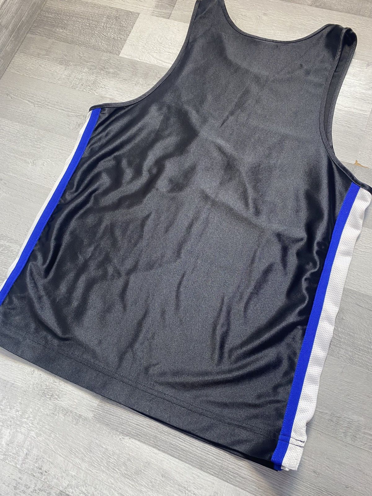 Nike Vintage Nike Team Sports Tank Top Jersey Black Blue XL Y2K Size US XL / EU 56 / 4 - 5 Thumbnail