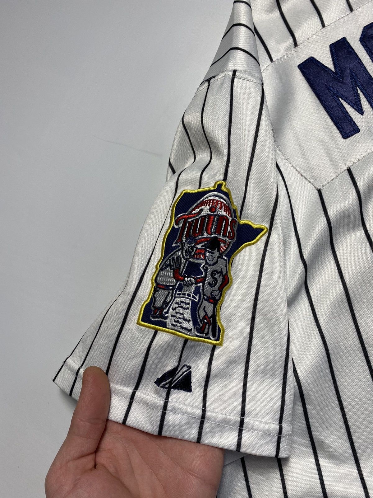 Other Minnesota twins majestic 33 Morneau jersey Size US L / EU 52-54 / 3 - 6 Thumbnail