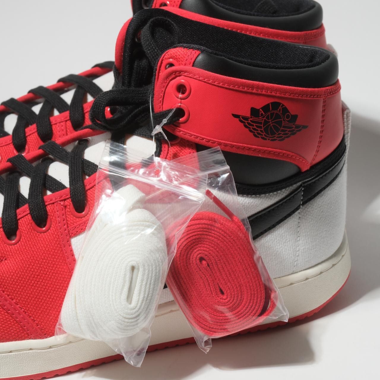 Nike Nike Air Jordan 1 KO 'Chicago' 2021 Size US 12.5 / EU 45-46 - 3 Thumbnail