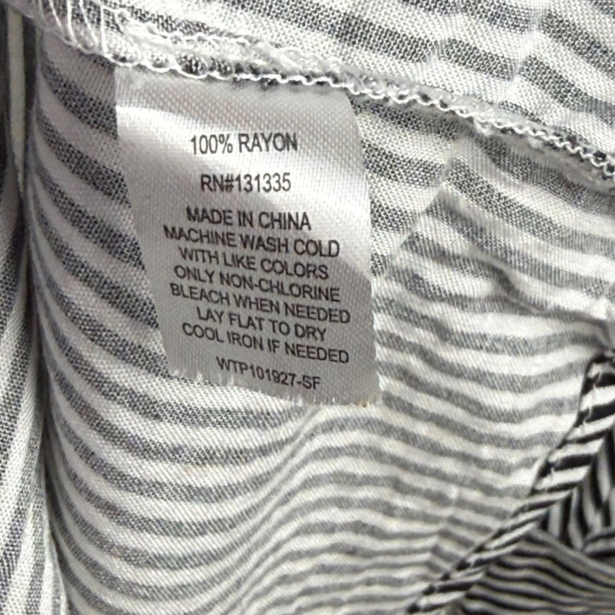 Other Nine Britton Black & White Striped Blouse V-Neck Long-Sleeve Size M / US 6-8 / IT 42-44 - 3 Thumbnail